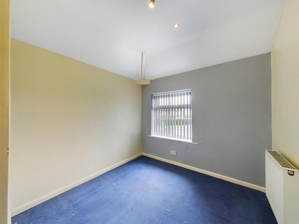 Bedroom: