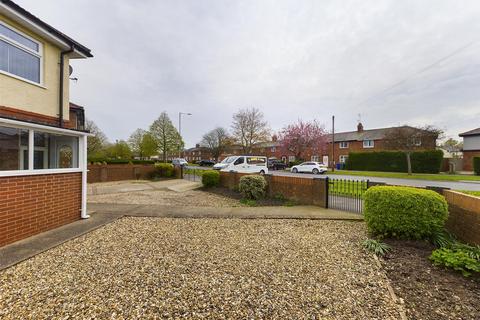 33 Queensgate, Bridlington, YO16 7LT