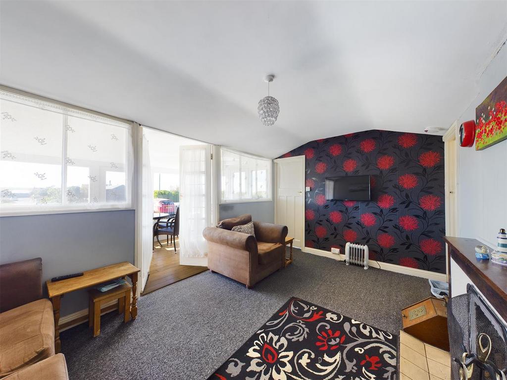 Lounge: