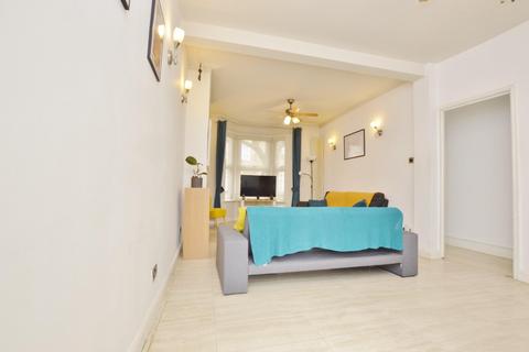40 Perth Road, London, E13 9DS