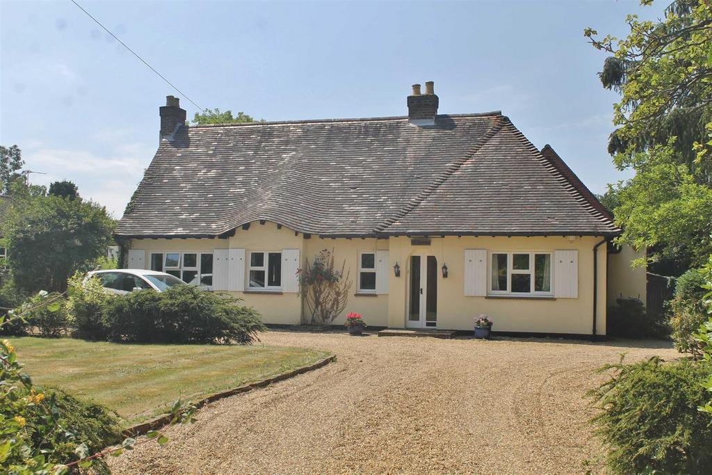 Whitehill Road, Meopham 5 bed detached bungalow for sale £900,000