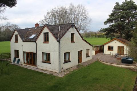 5 bedroom detached house for sale - Llanhamlach, Brecon, LD3