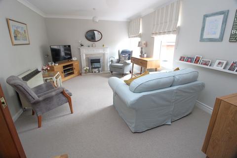 2 bedroom retirement property for sale - Harrison Close, Hitchin, SG4
