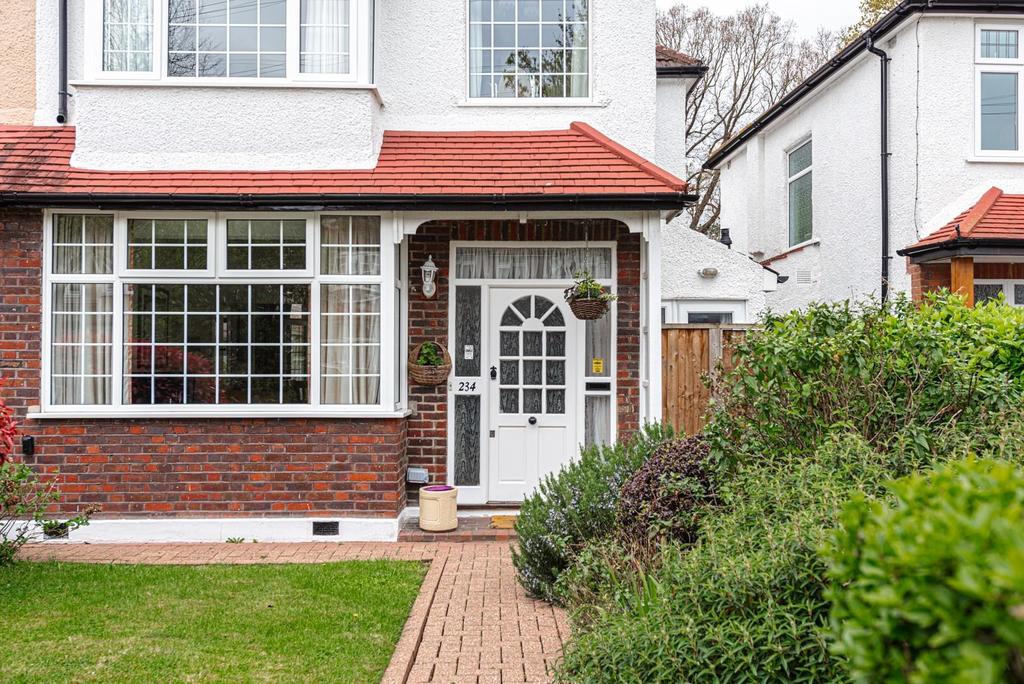 Stoneleigh ave