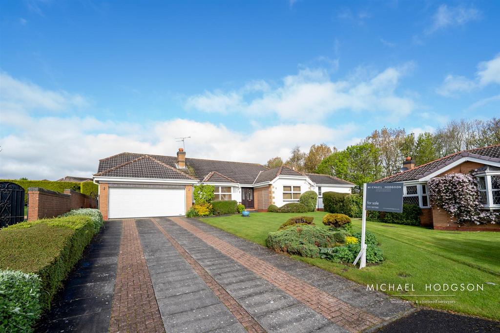 Shearwater, Whitburn, Sunderland 4 bed detached bungalow for sale £