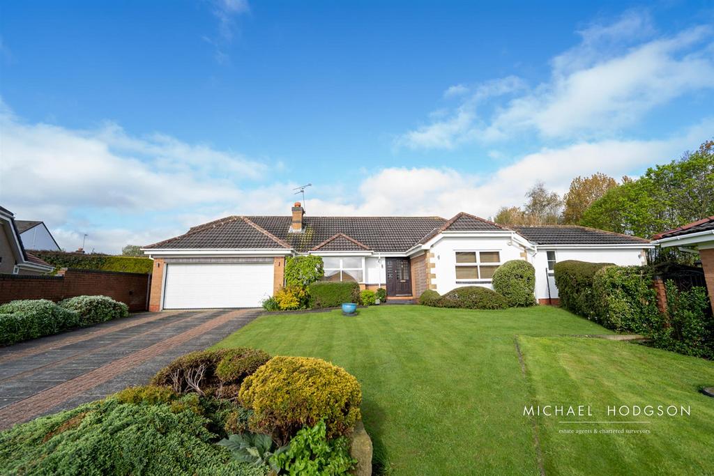 Shearwater, Whitburn, Sunderland 4 bed detached bungalow for sale £