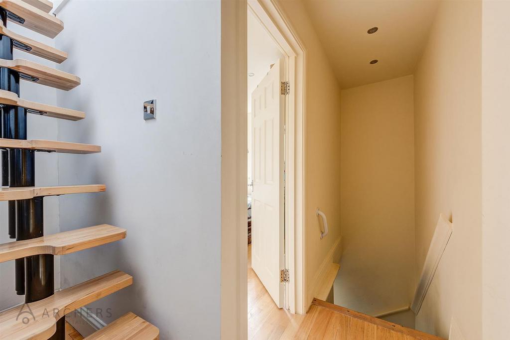 27 School Lane(Interior)(25of28).jpg