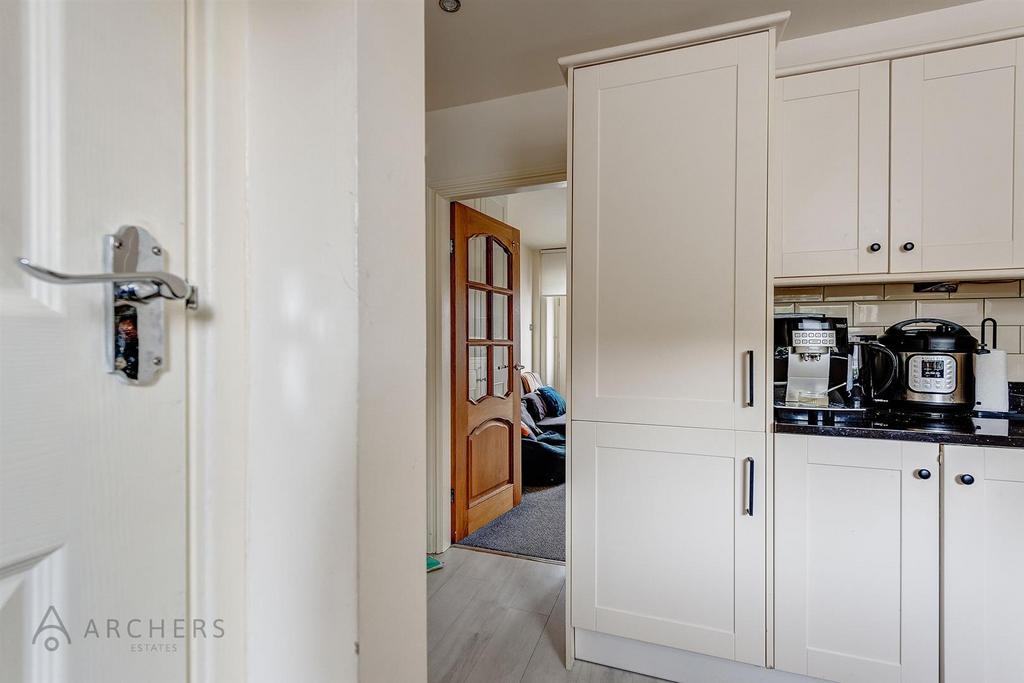 27 School Lane(Interior)(8of28).jpg