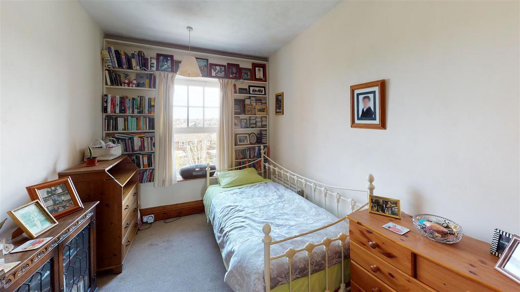 13 Millward Road Bedroom (3).jpg