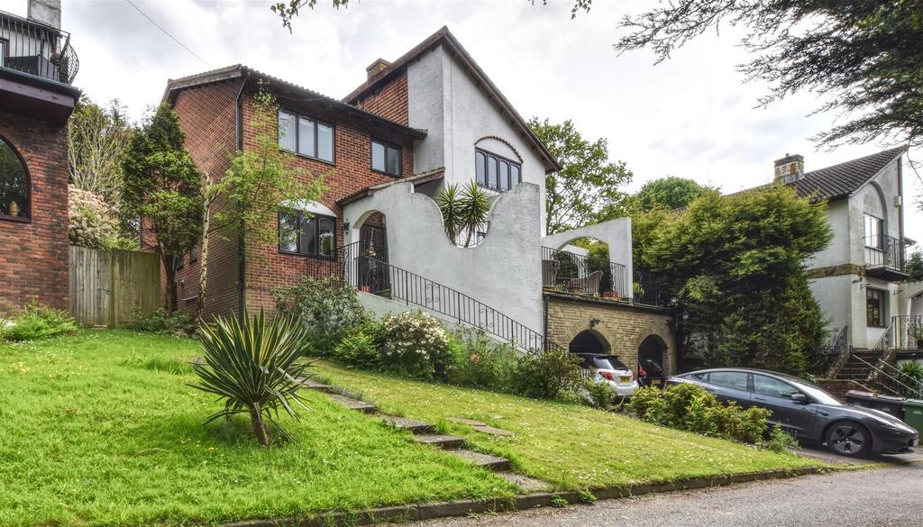 St. Helens Park Road, Hastings 5 bed detached house for sale £710,000