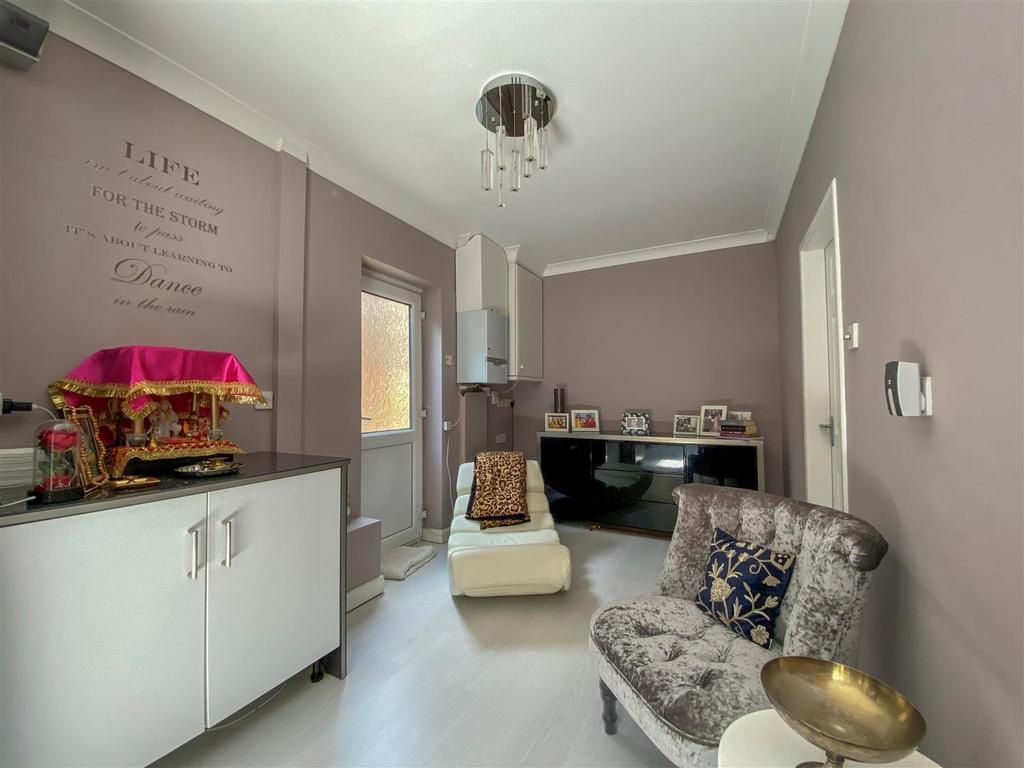 Family room.jpg