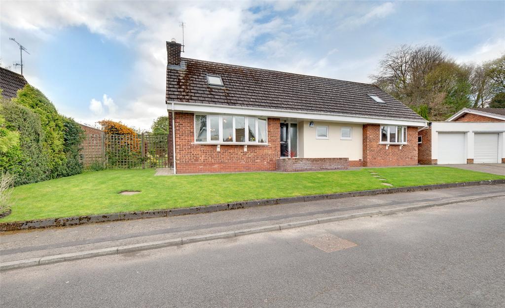 Berkley Avenue, Axwell Park, Blaydon, NE21 4 bed bungalow for sale £