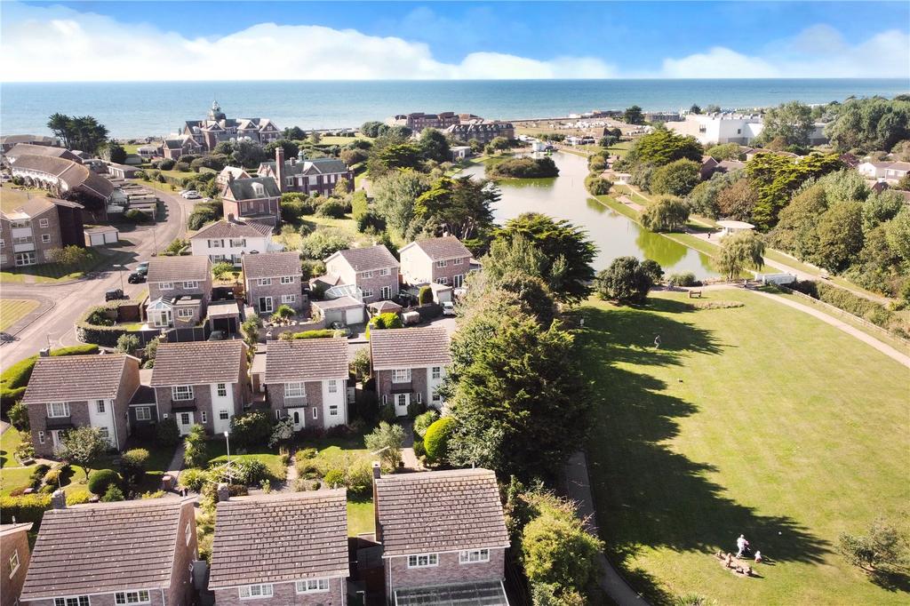 The Martlets, Rustington, Littlehampton, West Sussex 3 bed detached ...