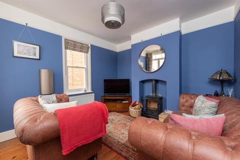 35 Beaconsfield Road, Basingstoke, RG21 3DQ