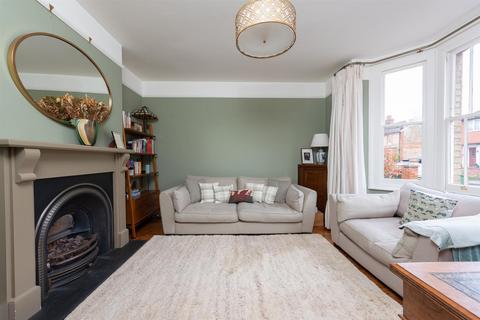 35 Beaconsfield Road, Basingstoke, RG21 3DQ