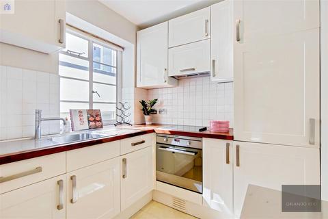 2 bedroom apartment to rent, Lansdowne Way, Vauxhall