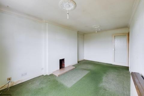 18 Castle Road, Thornton Le Dale, Pickering, YO18 7TR