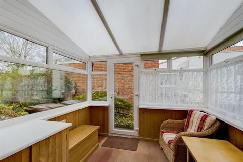 18 Castle Road, Thornton Le Dale, Pickering, YO18 7TR