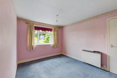 18 Castle Road, Thornton Le Dale, Pickering, YO18 7TR