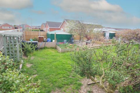 4 bedroom detached house for sale, Queens Road, Sutton-On-Sea, Mablethorpe