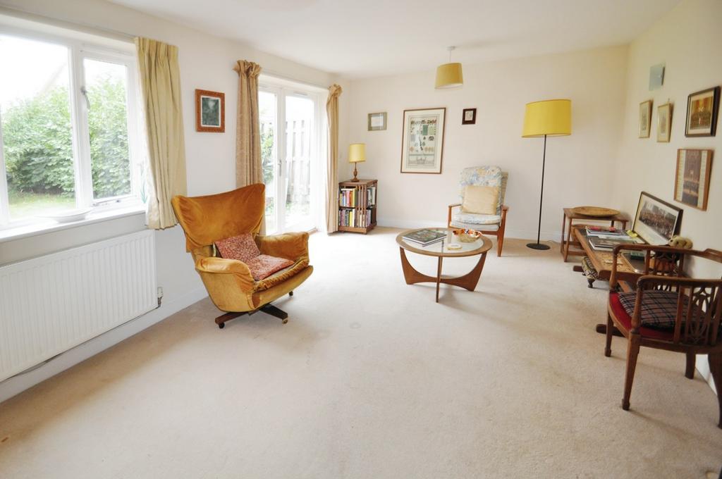 Broomhall Gardens, Chelmsford, CM1 3 bed detached house £500,000