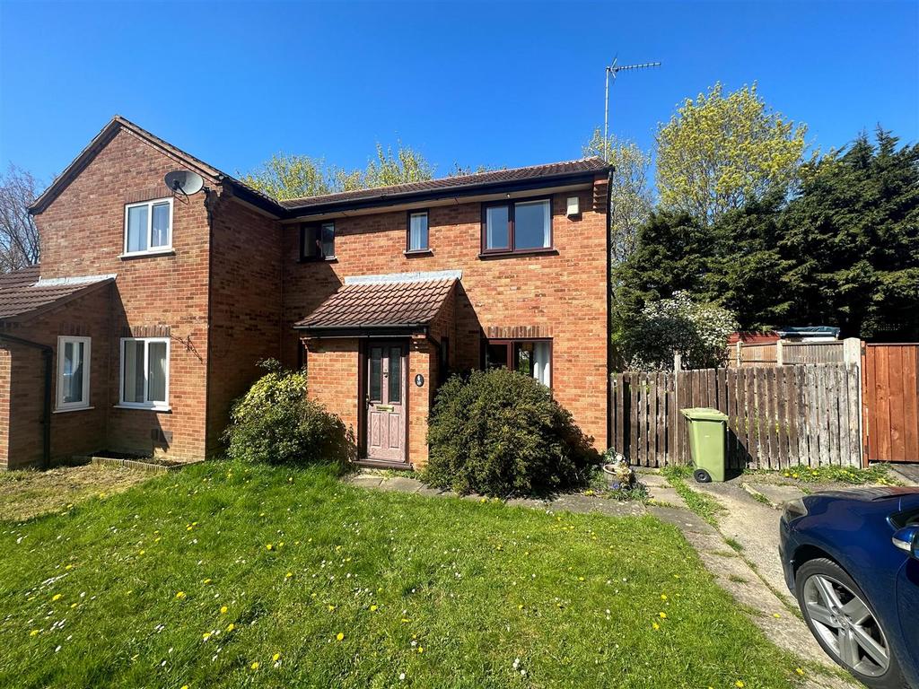 Donnington, Bradville, Milton Keynes 2 bed semidetached house £1,050