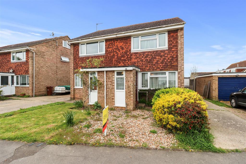 Anglesey Avenue, Hailsham 2 bed semidetached house £275,000