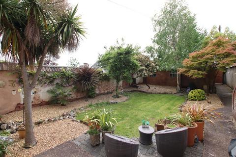 3 bedroom flat for sale - Regents Park, Heavitree, Exeter