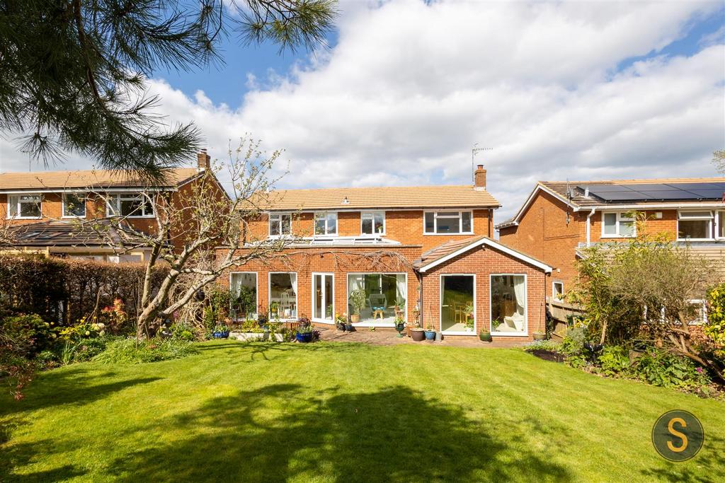 Upper Hall Park, Berkhamsted 5 bed house for sale £1,250,000