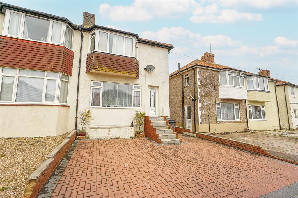 Bexhill Road, St. LeonardsOnSea 4 bed semidetached house for sale £285,000