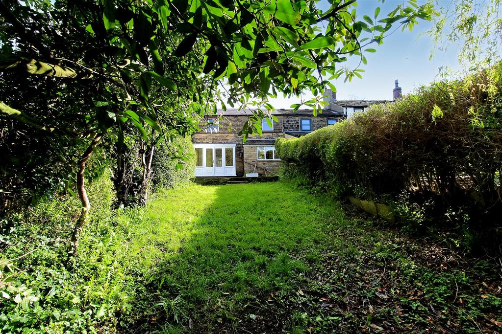 Almondbury Bank, Almondbury, Huddersfield, HD5 8EJ 3 bed cottage for