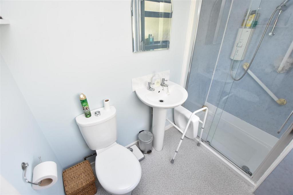 Shower room.jpg