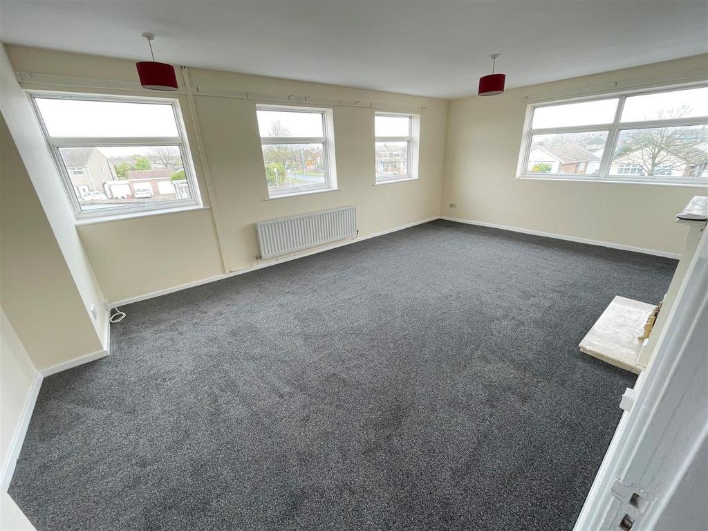 Elizabeth Way, Seaton Carew, Hartlepool 2 bed apartment £475 pcm (£