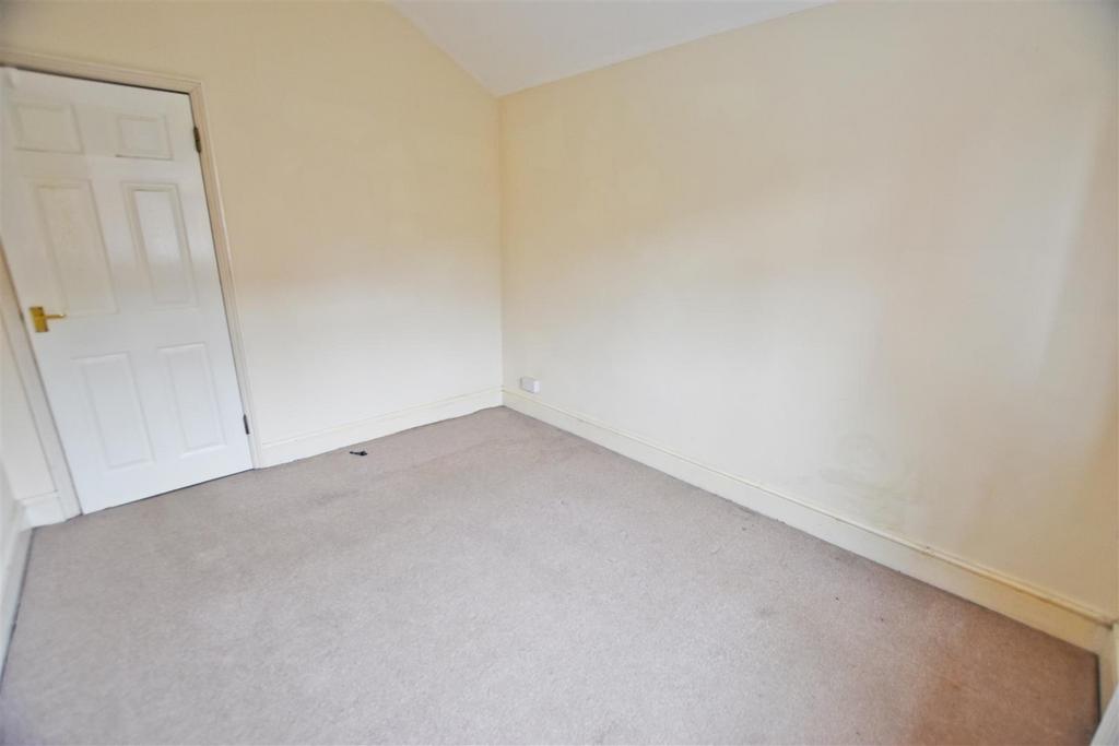 Bedroom 1.3.jpg