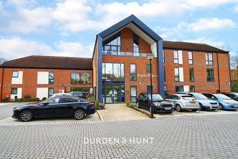 1 bedroom apartment for sale, Poets Place, Loughton, IG10