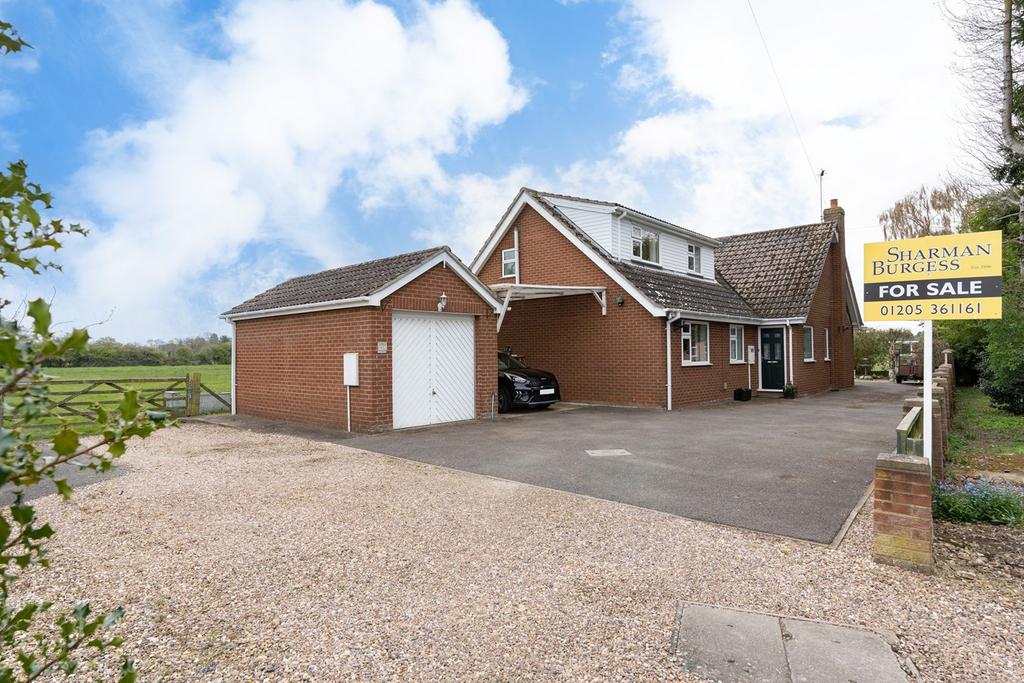 Wyberton West Road, Boston, PE21 6 bed chalet for sale £399,950