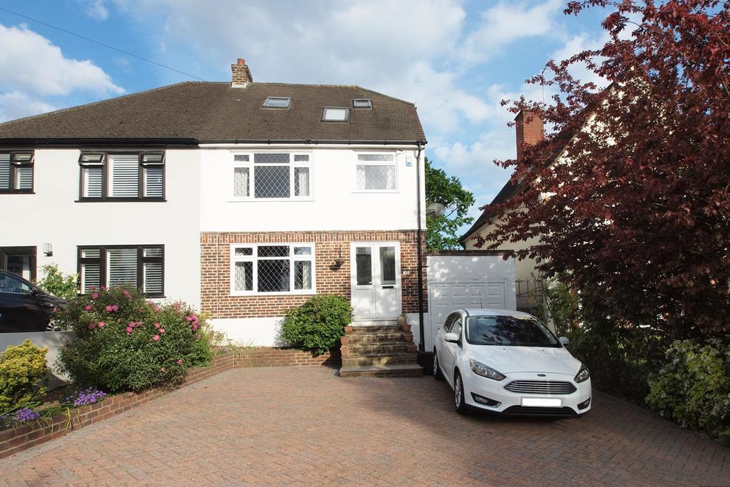 The Crescent, West Wickham, BR4 4 bed semidetached house for sale £