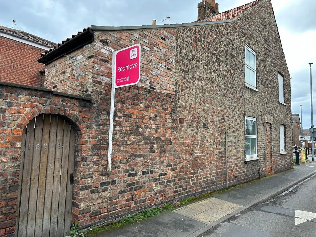 Lowther Street, YORK, YO31 1 bed flat - £137,000