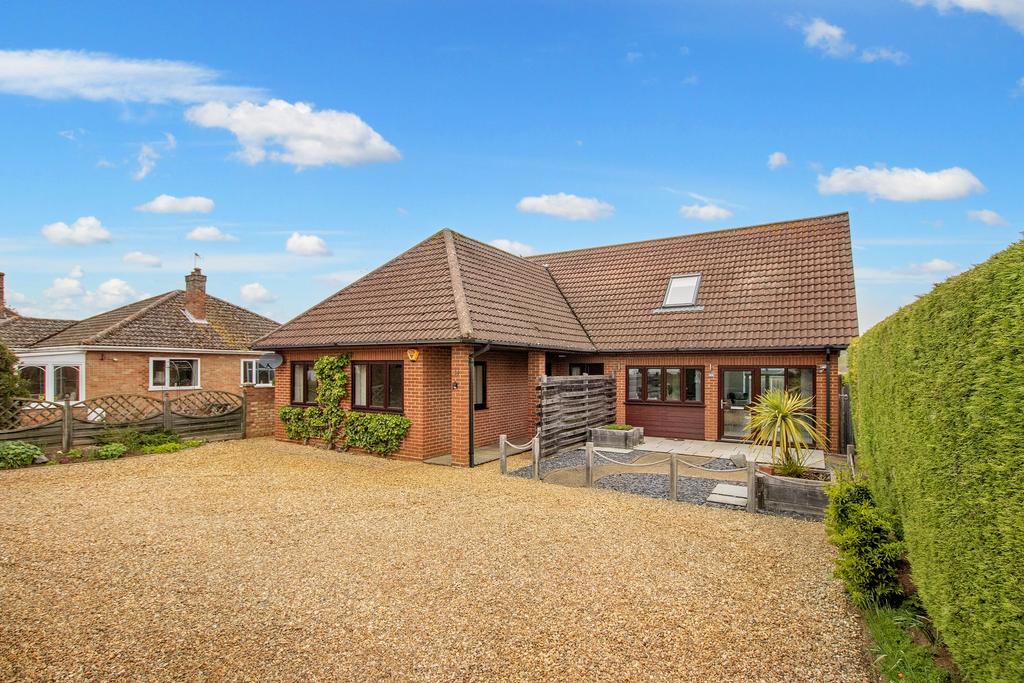 Broadway, Heacham 4 bed detached house for sale £525,000