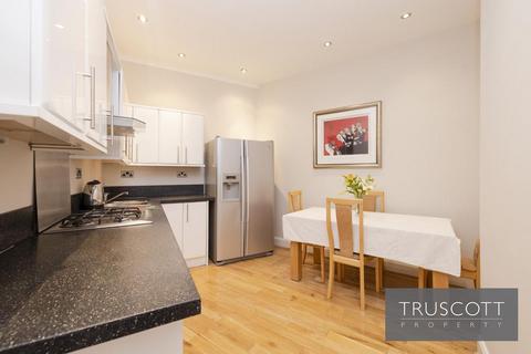 12b Leopold Place, EH7 5LB