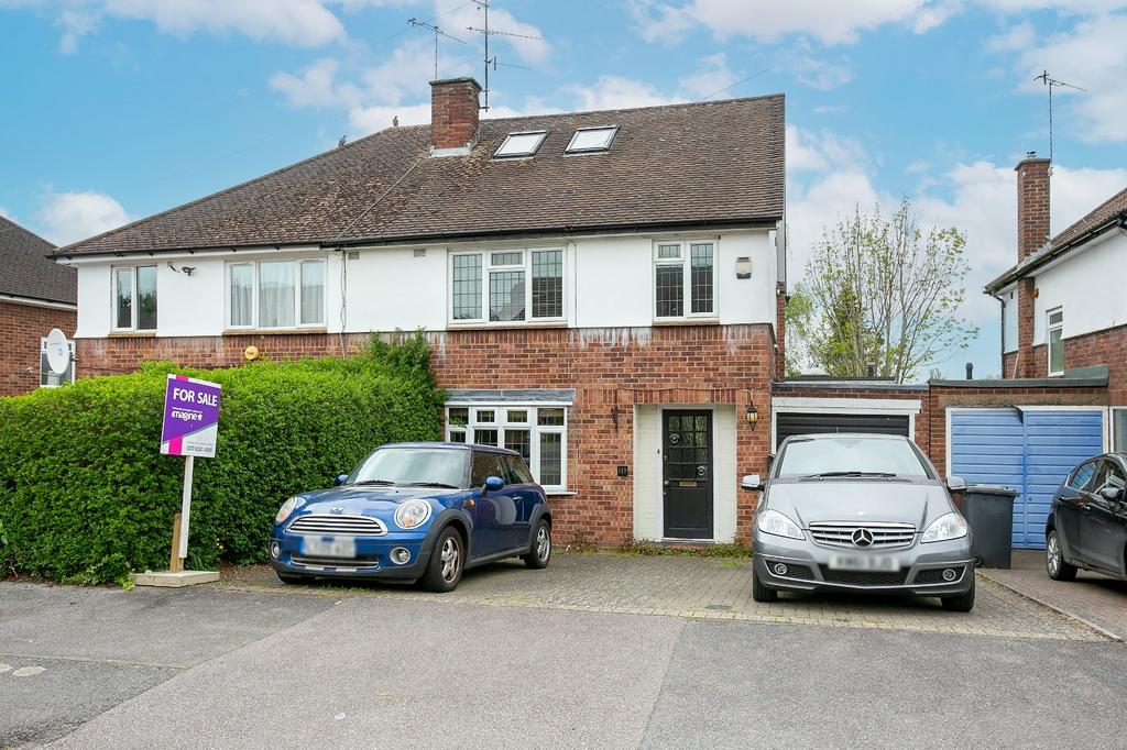 Mill Way, Bushey, Hertfordshire, WD23 4 bed semidetached house £650,000