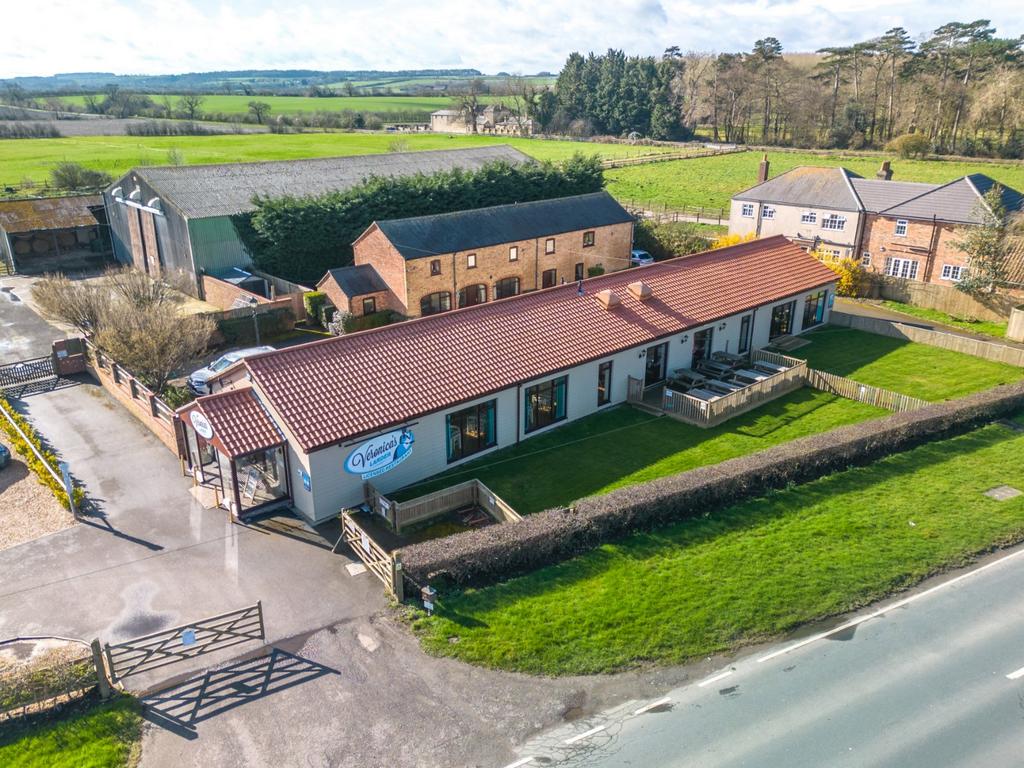 Waltham Road, BARNOLDBY LE BECK, North East Lincs, DN37 Restaurant for