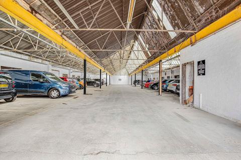 Industrial unit to rent, Land To The Rear Of Oxgate House, Oxgate Lane, London, NW2 6FA