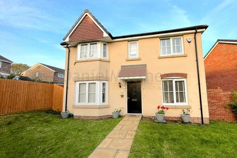 4 bedroom detached house for sale, Greenmeadow Way, Rhoose, Barry