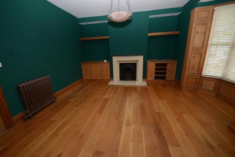 130 Beach Road, South Shields, NE33 2NE