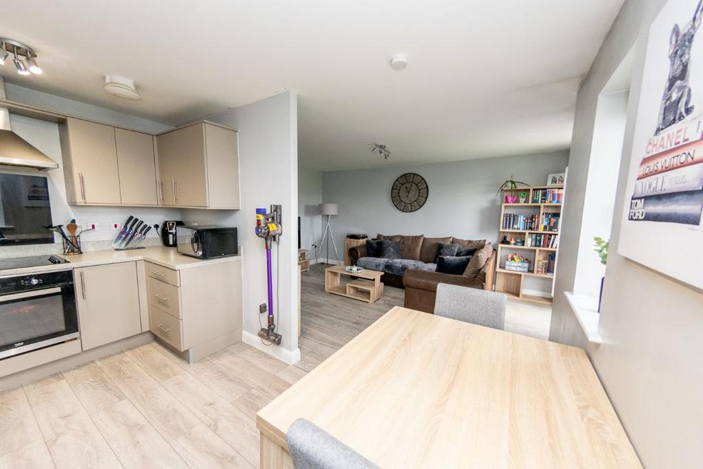 The Willows, Fenton Gate, Middleton, Leeds 2 bed apartment for sale £125,000