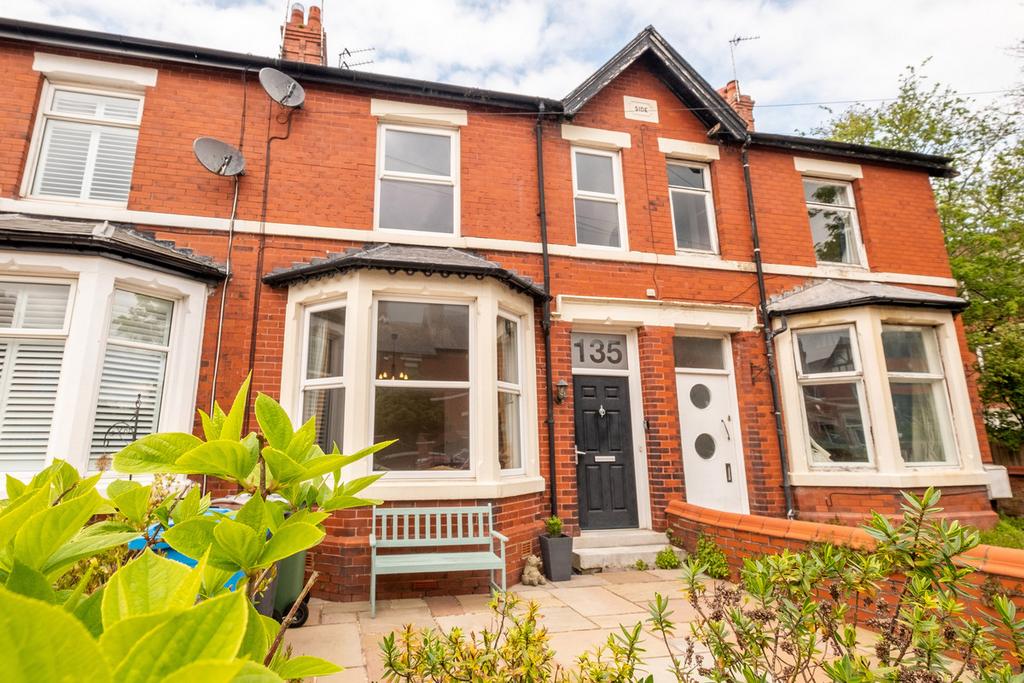 Warton Street, Lytham St. Annes, FY8 5 bed terraced house for sale £