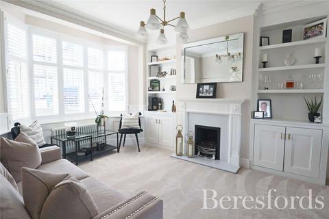 65 Carlton Road, Gidea Park, Romford, RM2 5AT