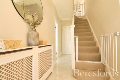 65 Carlton Road, Gidea Park, Romford, RM2 5AT