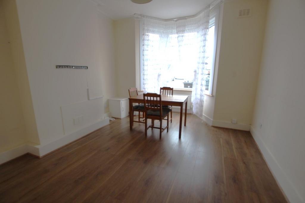 Shelbourne Road, Tottenham, London, N17 1 bed flat £325,000